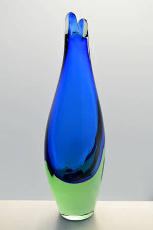* MAGNIFICENT & VERY RARE MARIA STAHLIKOVA CZECH ART GLASS VASE, DESIGNED FOR SKRDLOVICE