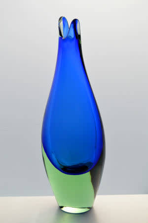 * MAGNIFICENT & VERY RARE MARIA STAHLIKOVA CZECH ART GLASS VASE, DESIGNED FOR SKRDLOVICE