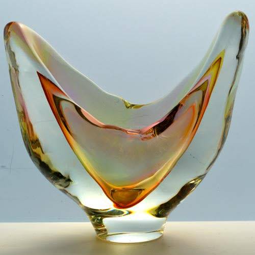 ** MAGNIFICENT AND VERY RARE ART GLASS SCULPTURE - CZECH ART GLASS AT ITS BEST! 'UNIKAT' STUDIO ITEM