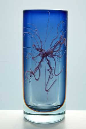 MAGNIFICENT CZECH ART GLASS VASE BY CONTEMPORARY MASTER GLASS DESIGNER PETR HORA