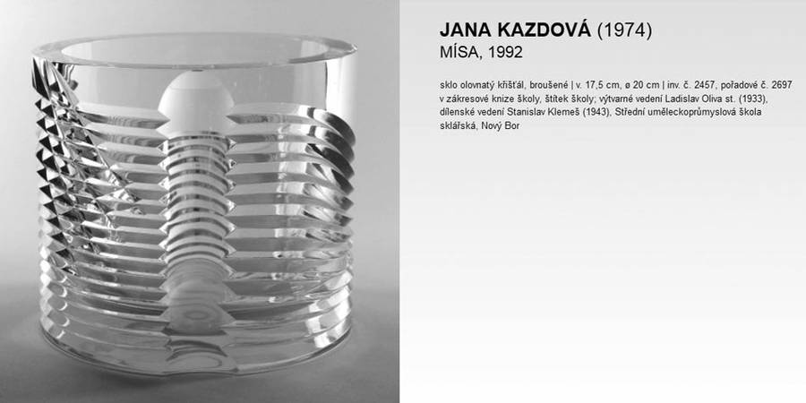DAZZLINGLY BEAUTIFUL MODERN SCULPTURAL BOWL: CONTEMPORARY CZECH CRYSTAL ART GLASS AT ITS VERY BEST
