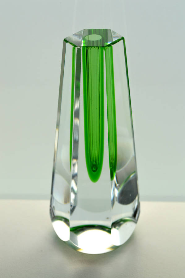 MUSEUM ITEM EXBOR GREEN & CLEAR CZECH GLASS SCULPTURAL VASE DESIGNED BY PAVEL HLAVA IN 1957/58