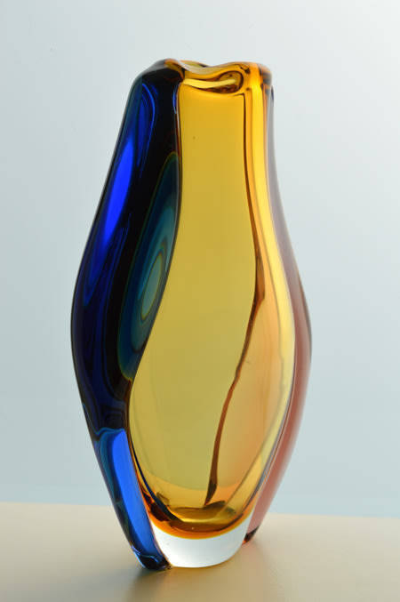 FAMOUS & MAGNIFICENT ICON OF CZECH ART GLASS, ELEGANT VASE DESIGNED BY HANA MACHOVSKA FOR MSTISOV