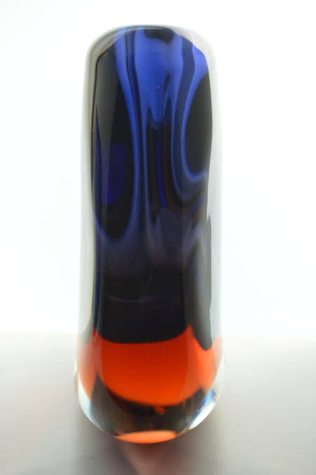 GOLD MEDAL WINNER: SCARCE MOSER CZECH ART GLASS SCULPTURAL VASE DESIGNED BY VLADIMIR MIKA IN 1967