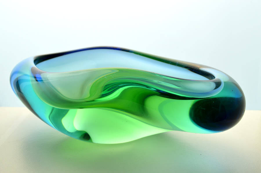 ABSOLUTELY MAGNIFICENT HANDMADE, ORGANIC & HEAVY SKRDLOVICE GREEN & BLUE BOWL (DESIGNER JAN BERANEK)