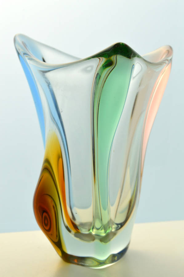 * A MAGNIFICENT & MOST ELEGANT CZECH ART GLASS VASE DESIGNED BY FRANTISEK ZEMEK FOR MSTISOV
