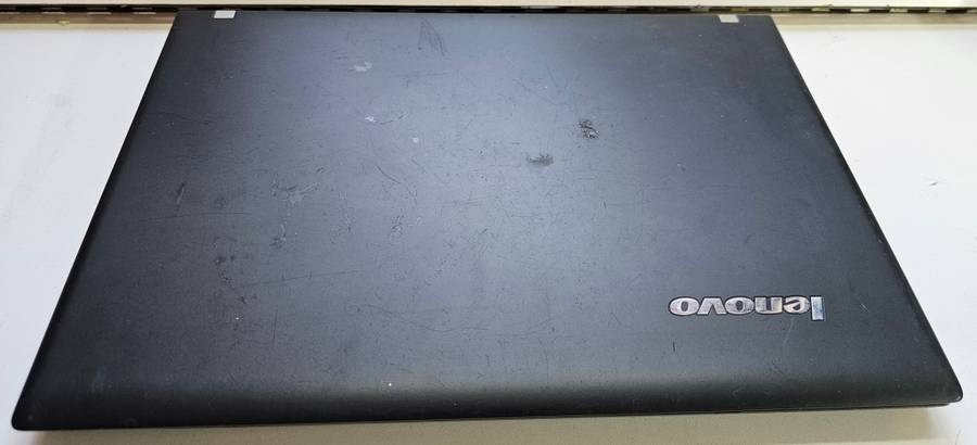 2 x Lenovo E51 i7-6500u 8GB RAM 256GB SSD !One faulty no ram, hdd or battery!