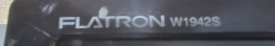 LG 19 inch monitor - !Spares or Repairs! - No stand