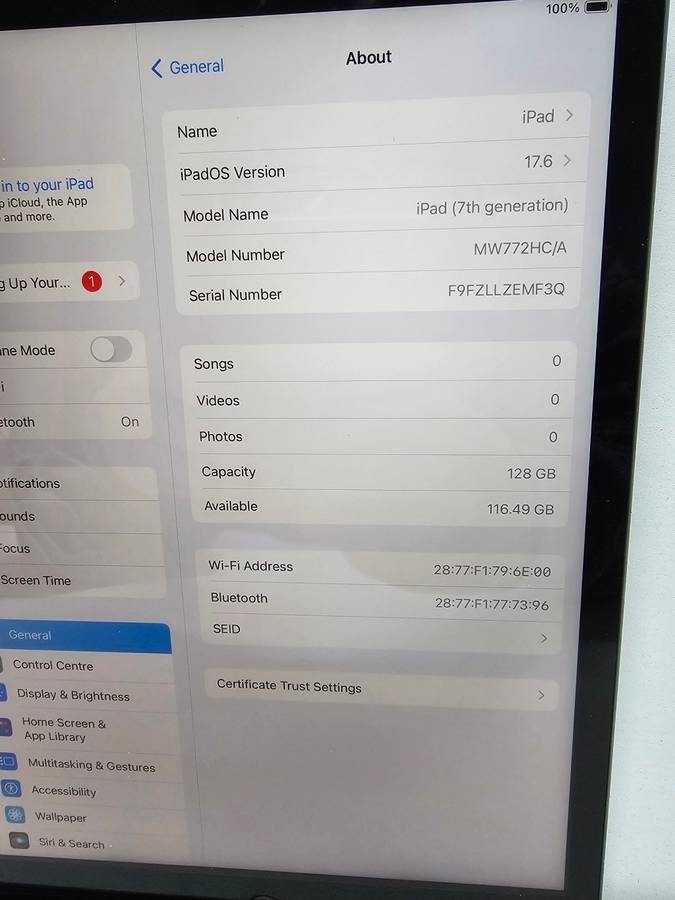 Apple iPad 7th Gen 128GB WiFi only