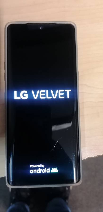 LG Velvet, 48MP, 6,8inch, 6GB Ram, 128GB , 4300mAh, Android 11, 5G Network