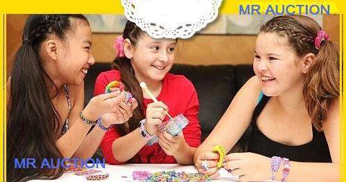 Europe & US sensation is in SA loom band,600pcs colorful loom bands,a loom board,loom tool included