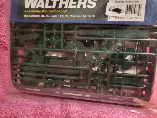 Walthers Old Time Coal Conveyors