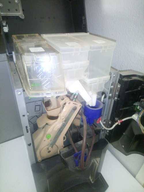 BRAZILIAN COFFEE VENDING MACHINE Bean to Cup