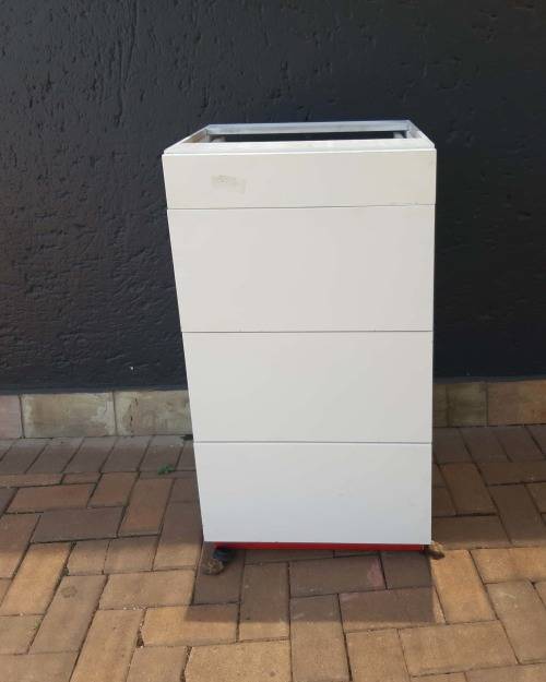 Honeywell White 4 Drawer Counter- Second Hand  - 1 For 1 Bid: Clearance Sale