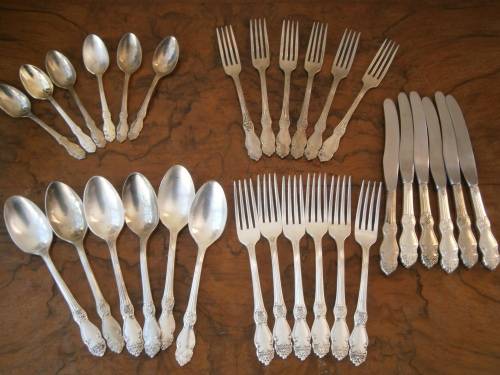 Set of 30 silver  plated cutlery
