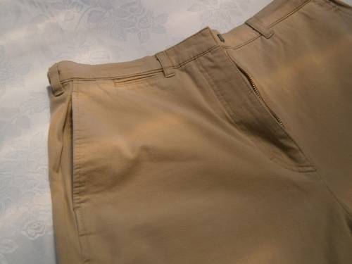 Chinos by  Deyk