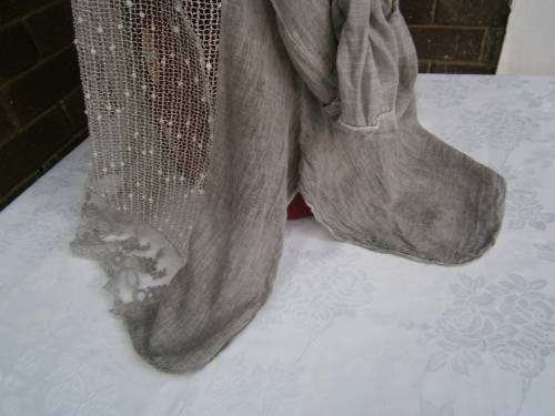 Lovely Tunic /Blouse with lace and sequins in size - M-L