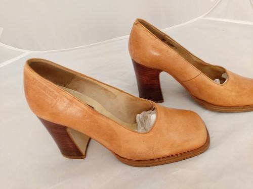 Leather shoes  by TJ England