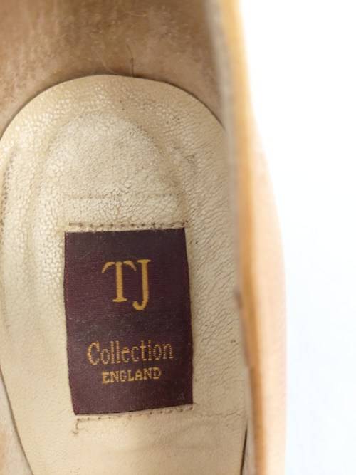 Leather shoes  by TJ England