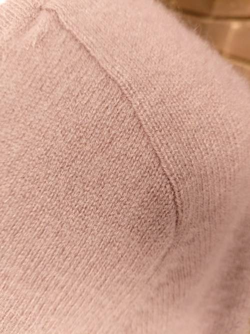 100% Cashmere  knit pullover by Zara