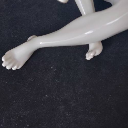 Kaiser Nude Girl figurine
