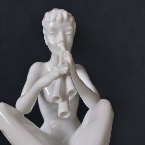 Kaiser Nude Girl figurine