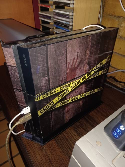 PS4 - Great Condition - 512 Gig SSD !!!!