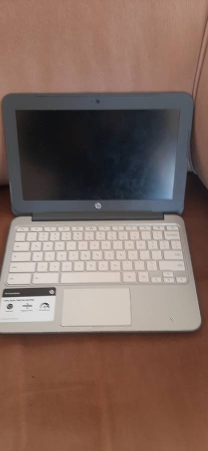 4 laptops for parts
