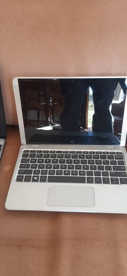 4 laptops for parts