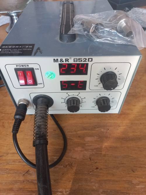 M&R 852D hot air station and soldering iron