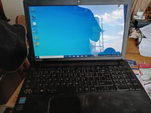 TOSHIBA Satellite C55-A5180  cpu N2820 @ 2.13 Ghz and ram included and screen