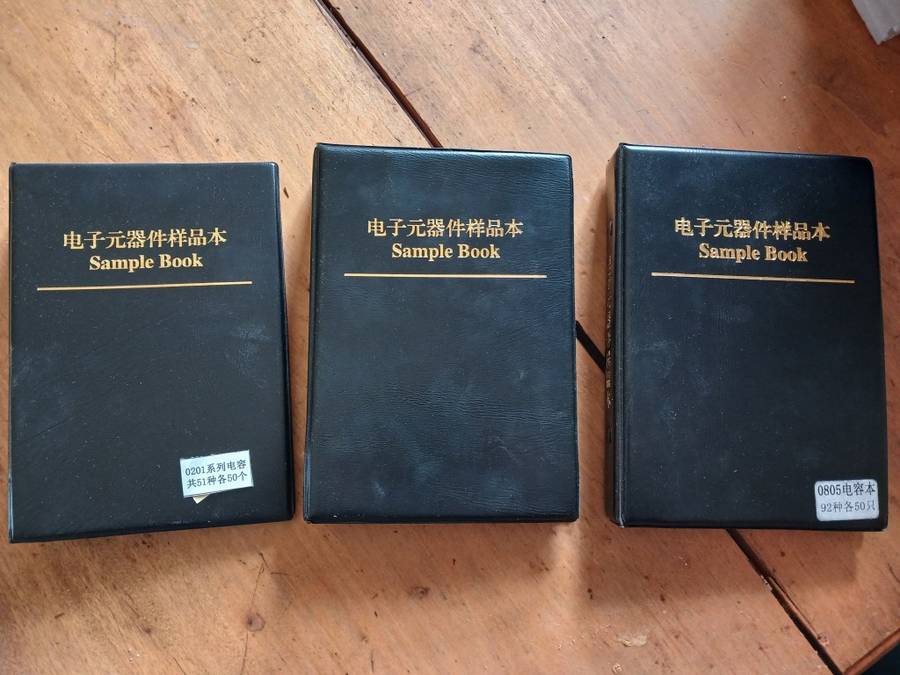 Capacitor 805  201  and 402 resister sample books