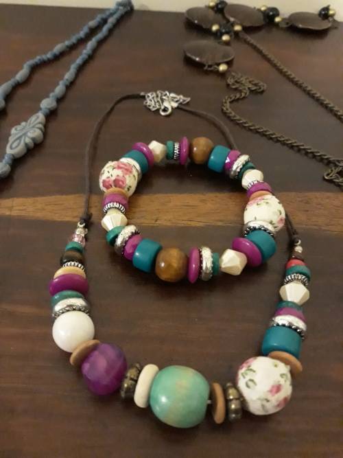 A Lot of Super Cool Necklaces and a Braclet for One Bid
