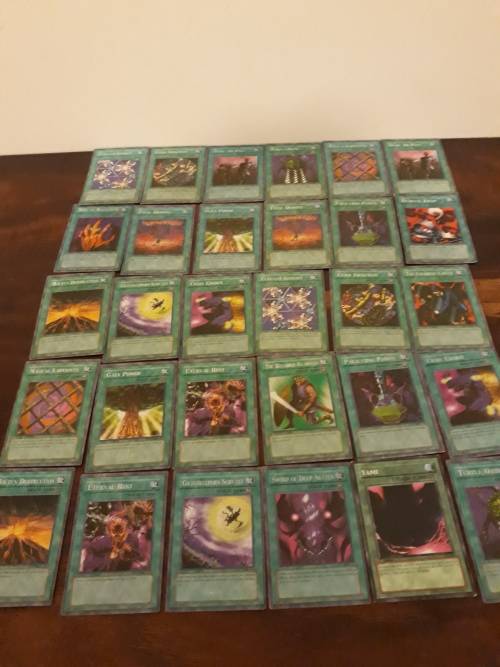 30x Classic Yu-Gi-Oh Magic Cards - Rare!