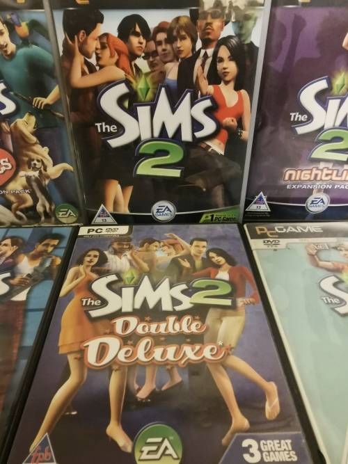 A Huge Sims 2 Collection!