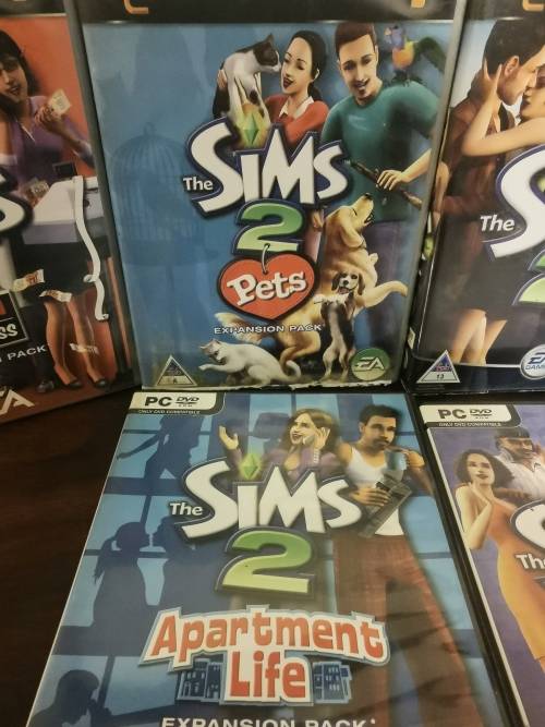A Huge Sims 2 Collection!