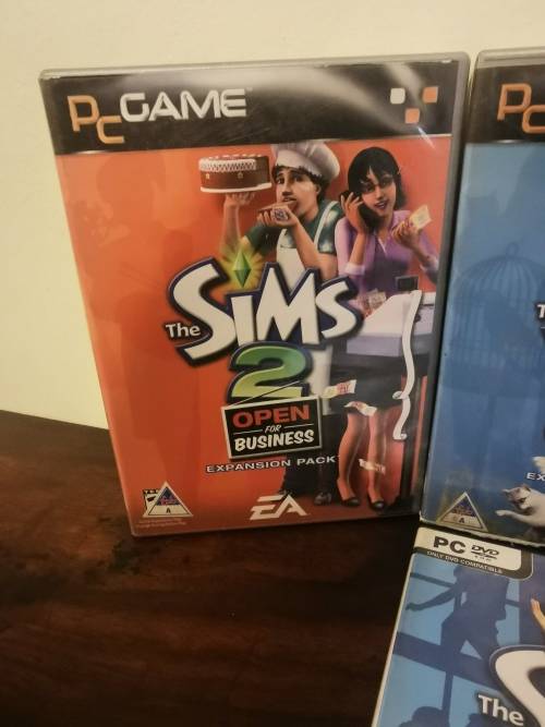 A Huge Sims 2 Collection!