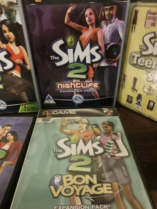 A Huge Sims 2 Collection!