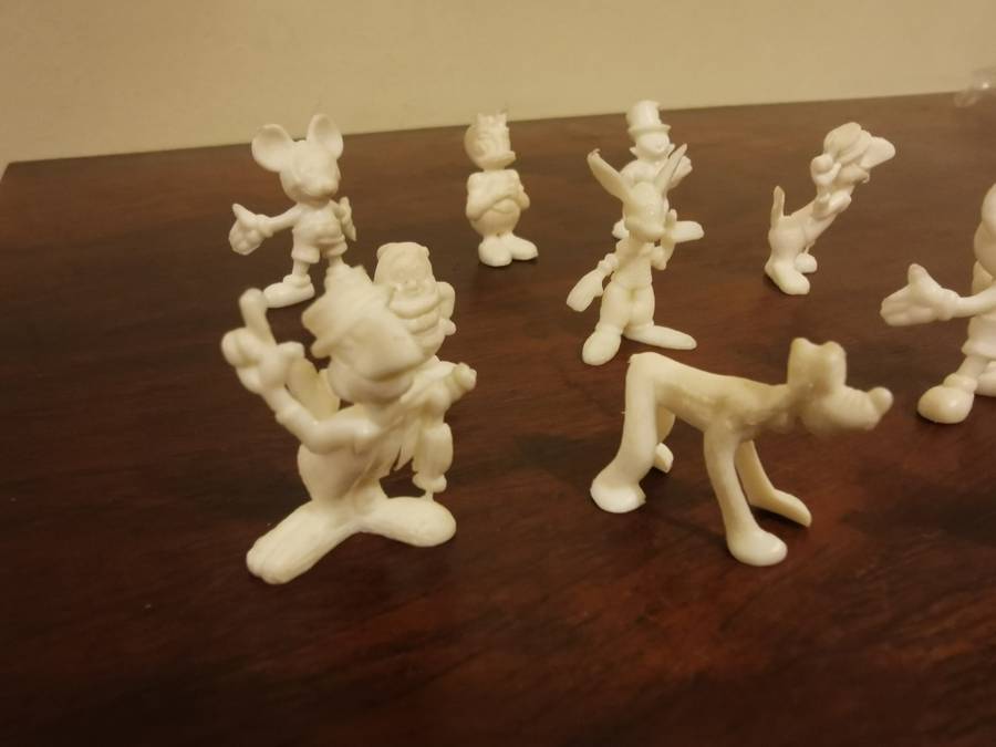 Louis Marx Disney Figurines x11