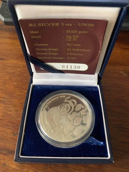 **1995 Silver 1OZ R2 UN50**