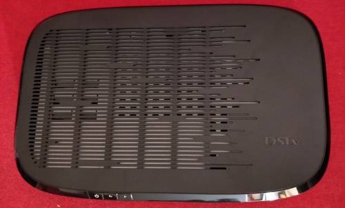 DSTV Explora 1 (Original 2TB HDD) with many accessories