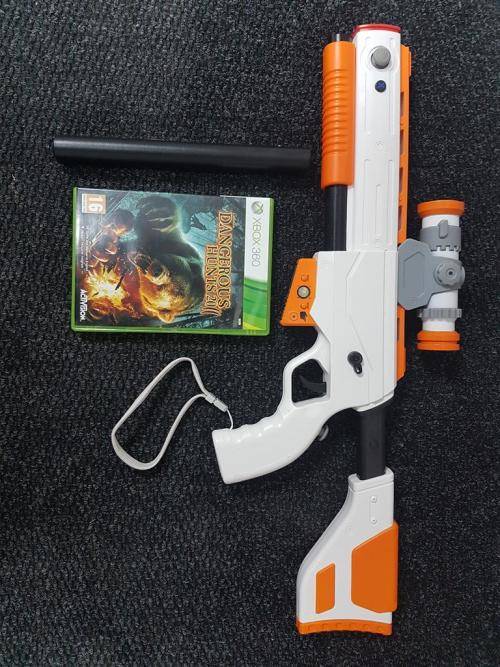 Dangerous Hunts 2011 + Top shot Elite Gun + Sensor XBOX 360