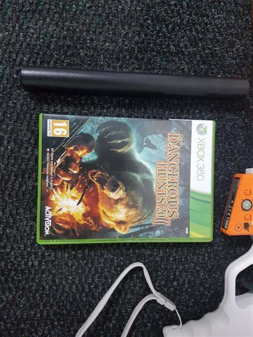 Dangerous Hunts 2011 + Top shot Elite Gun + Sensor XBOX 360