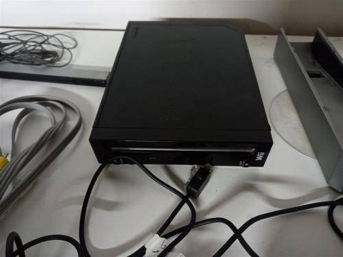 Wii Black Console with 2 x Remotes and all cables