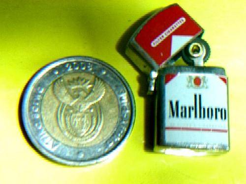 The Cutest Miniature MARLBORO Cigarette Lighter.