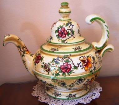 Exotic Capidomonte Porcelain Tea Pot.   ( Large).