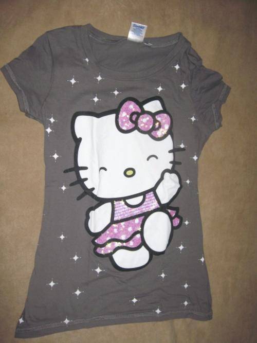 Cute Hello Kitty Grey Tshirt - Xs/Small - Only One! Bid from R25!