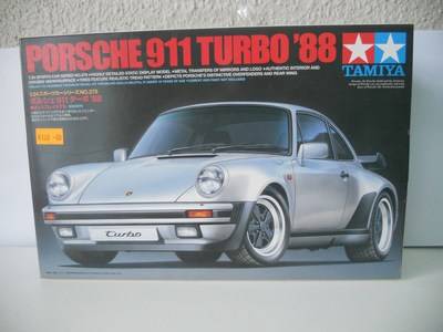 Porsche 911 Turbo '88 - 1:24 Tamiya Plastic Model Kit (NIB)