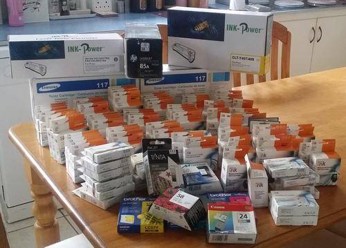 HUGE INK AND TONER COLLECTION WORTH R27000.00 FOR SALE FOR R1.00
