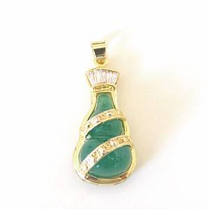 BFA - GREEN JADE GEMSTONE  PENDANT
